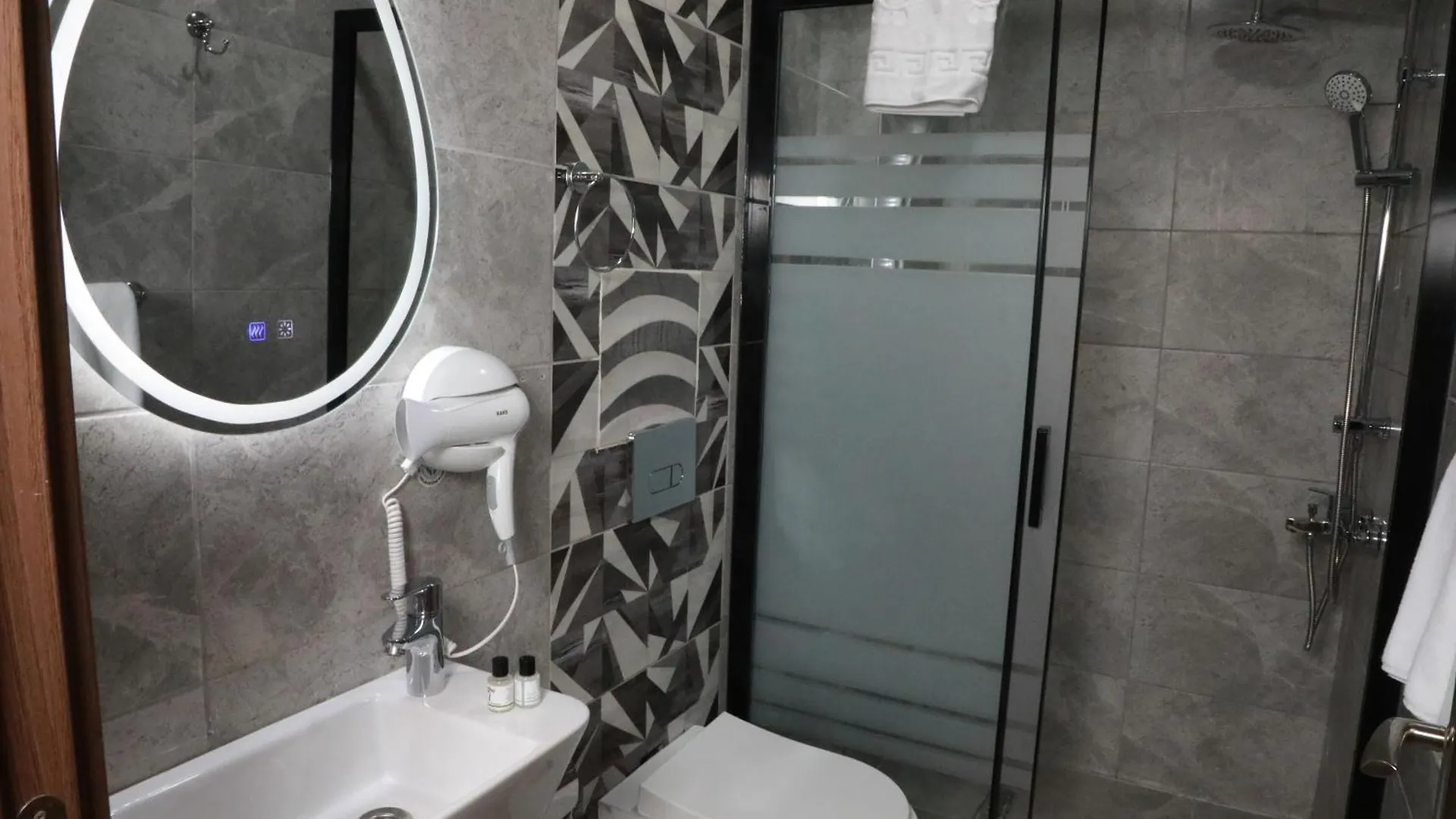 Rays Hotel - Bakirkoy Istanbul City Center