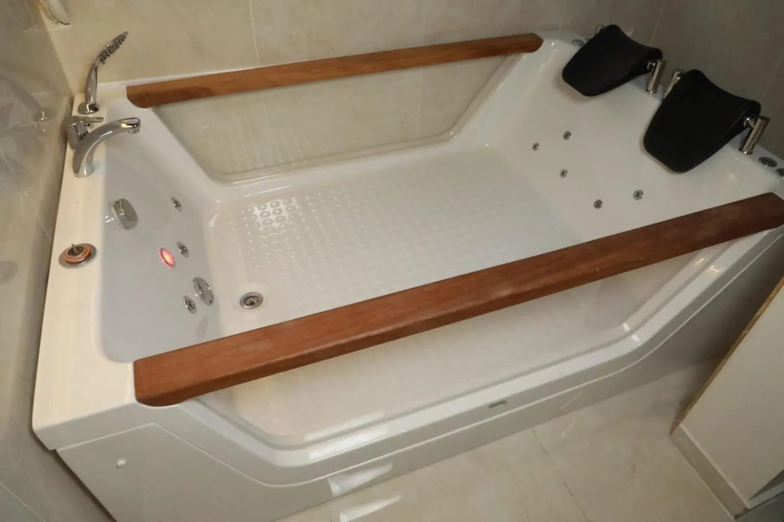 ***  ホテル レイズ オテル イスタンブール トルコ